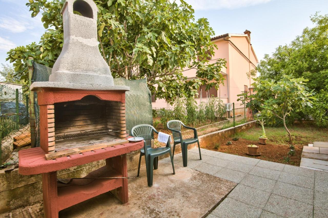 Apartman Tanja Fažana Buitenkant foto